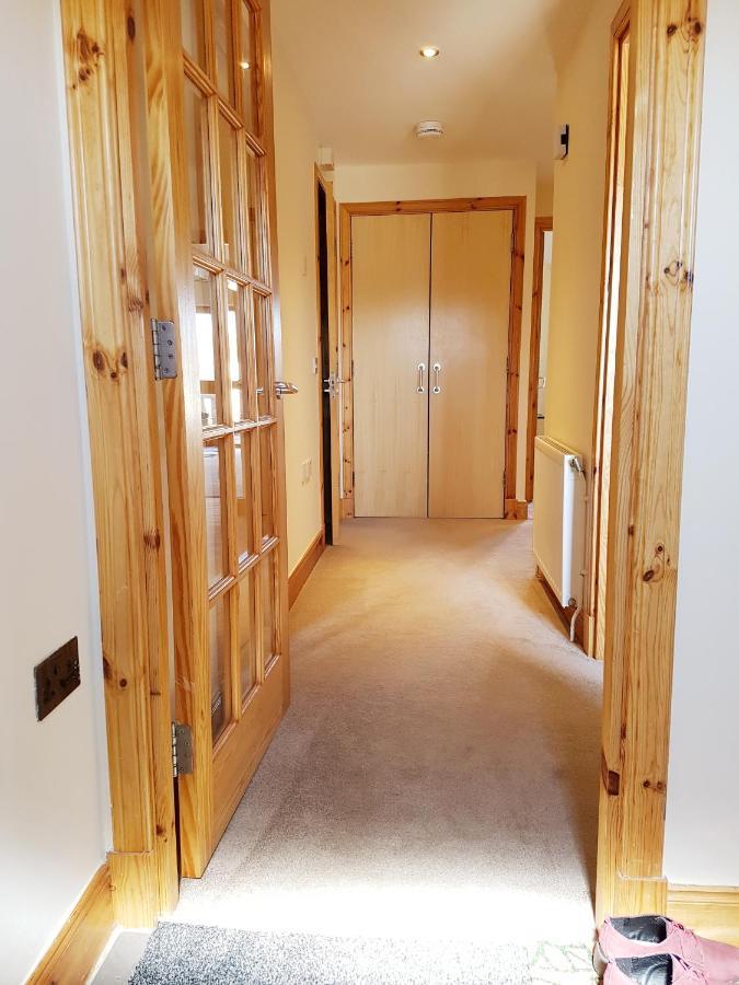 אינברנס Caledonian 2 Bedroom Free Parking מראה חיצוני תמונה