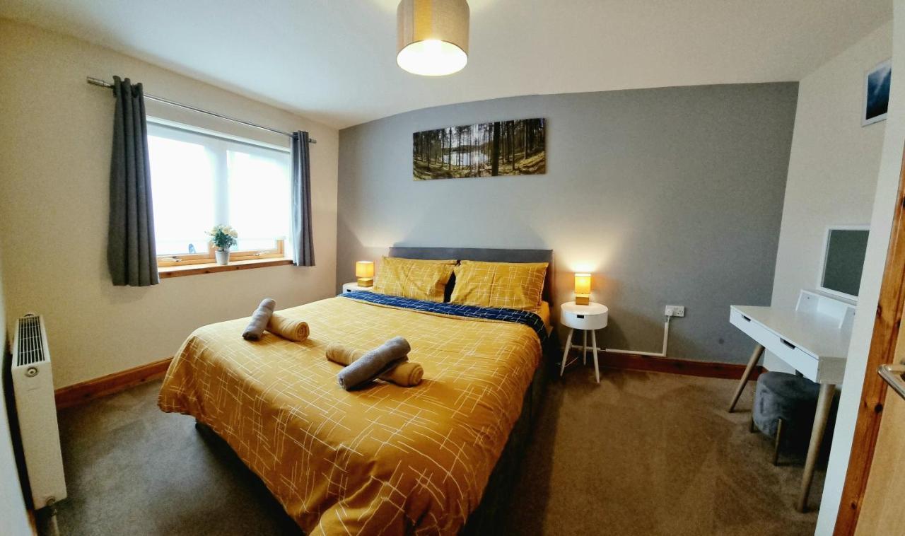 אינברנס Caledonian 2 Bedroom Free Parking מראה חיצוני תמונה